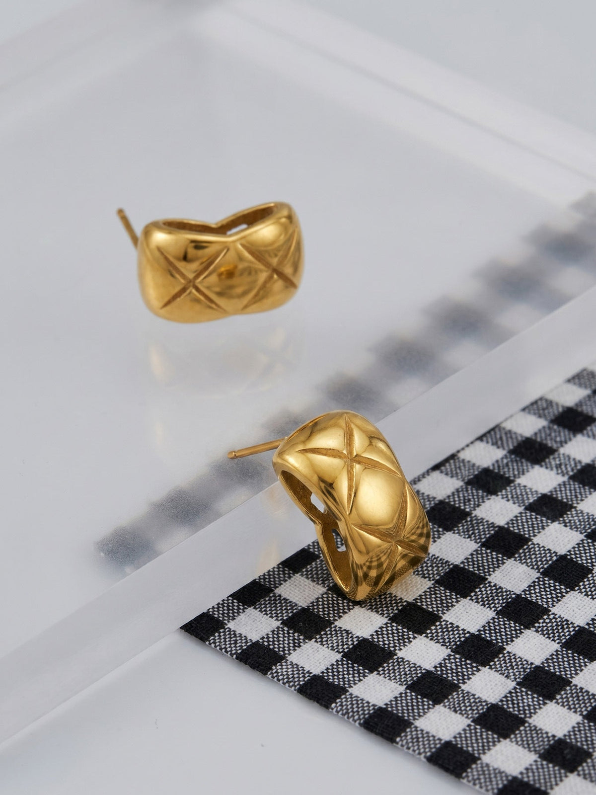 Xena small gold earrings with X-shaped accents, 316L stainless steel — Crown Crest Jewel