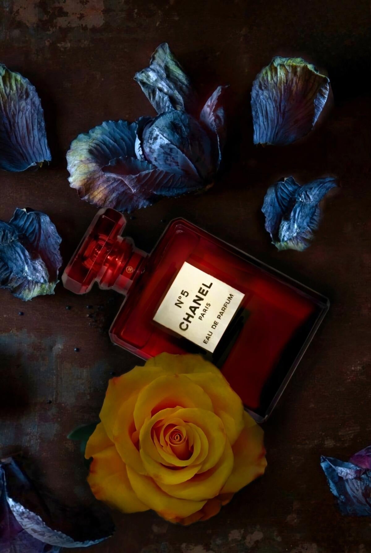 N°5 CHANEL Eau de Parfum Red Edition CHANEL