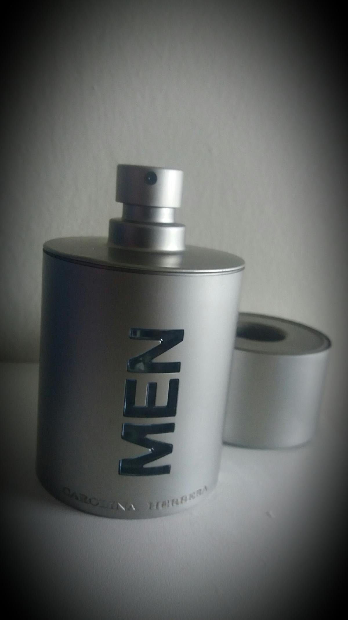 212 Men Carolina Herrera Eau De Toilette CAROLINA HERRERA